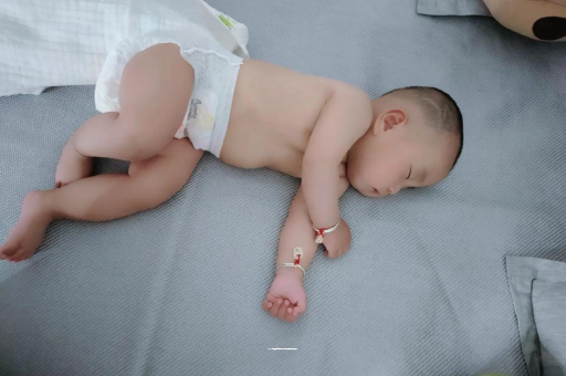 高安9个月宝宝可以吃盐吗